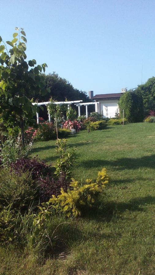 Синя Луна Hotel Lozenets Buitenkant foto