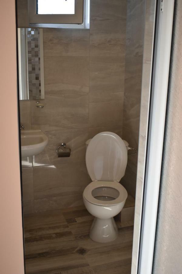 Синя Луна Hotel Lozenets Buitenkant foto