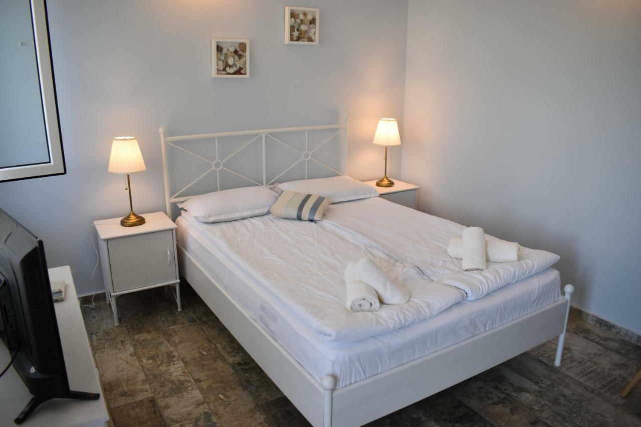 Синя Луна Hotel Lozenets Buitenkant foto